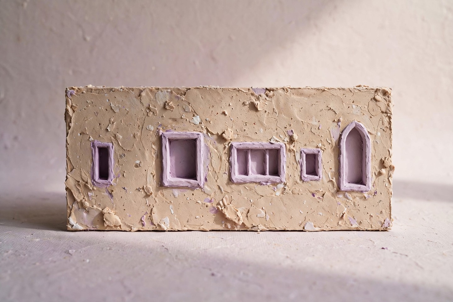 Close study of differently spaced model windows